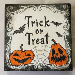 Halloween Hanging decor - Bats Pumpkins Spider web black and orange